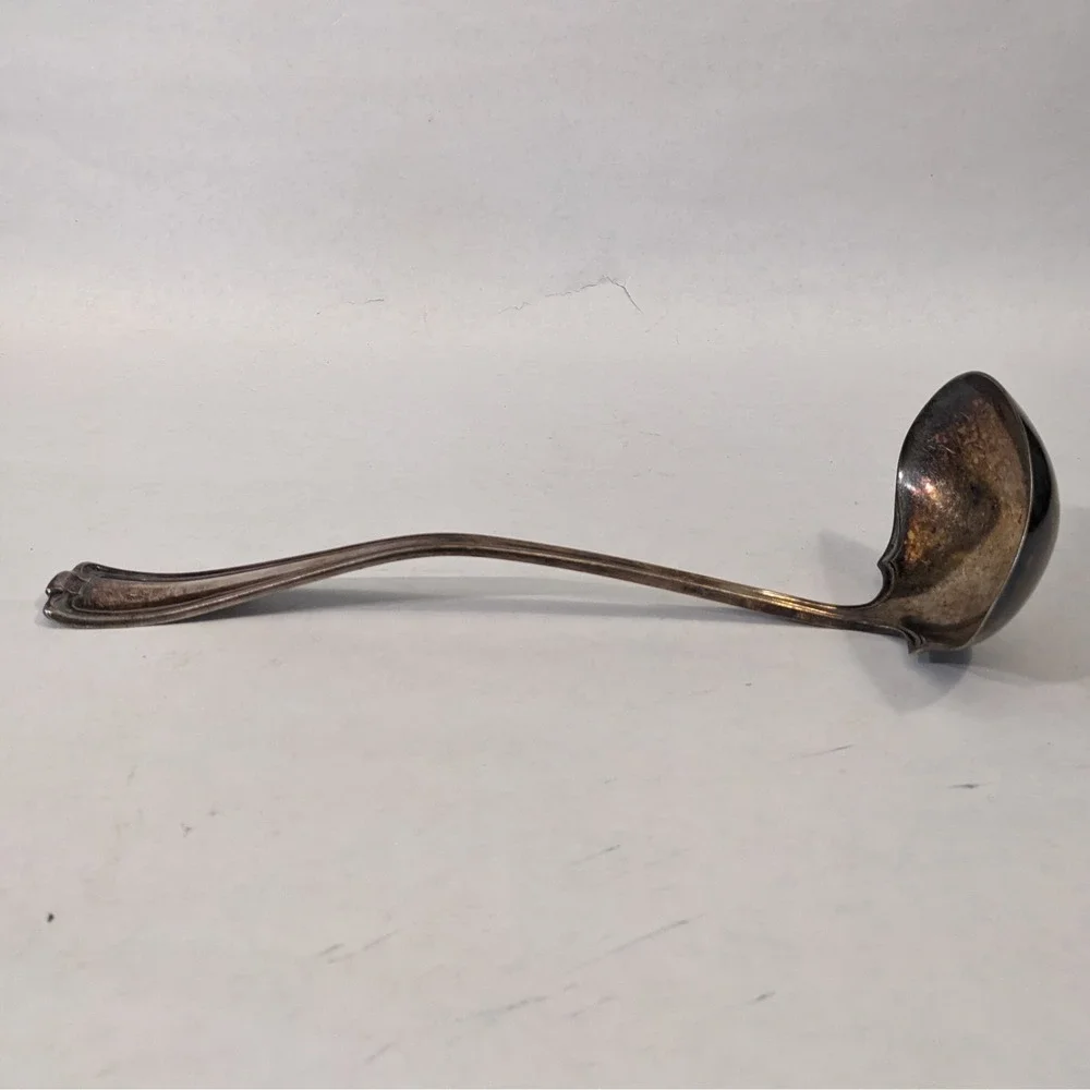 1847 Rogers Bros XS‎ Triple Silver Plate Ladle Vintage Art Deco Serving Spoon